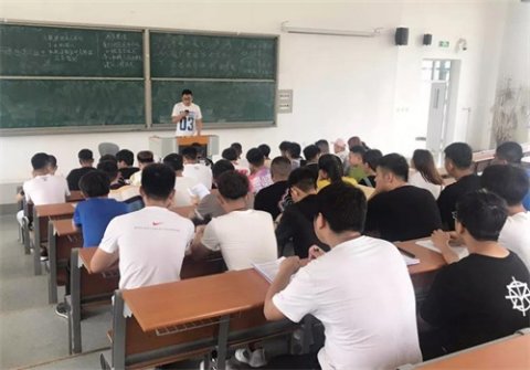 曹妃甸职业技术学院17级学生实习工作进展顺利