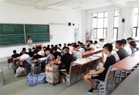 唐山实验中专学子赴长城汽车股份有限公司天津哈佛分公司实习