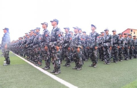 曹妃甸职业技术学院军训映像：一身戎装 不负韶华