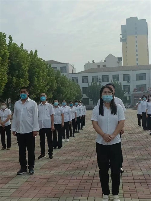 滦县卫校的女生图片