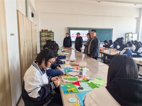 匠心独运 技能争锋——滦南职教中心综合部学生技能大赛之手工折纸比赛