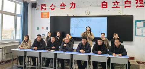 魅力课桌舞 活力满校园—滦南职教中心综合部举行课桌舞比赛