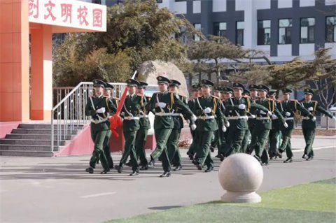 乐亭职校：雷锋精神永不褪色