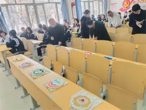 丰润区职教中心戳戳绣社团作品评比大赛圆满落幕