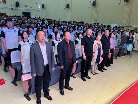 青春之声诵百年薪火 文化自信铸时代新人——丰润职教中心举行纪念“五四”运动106周年暨第二届经典诗词诵读大赛