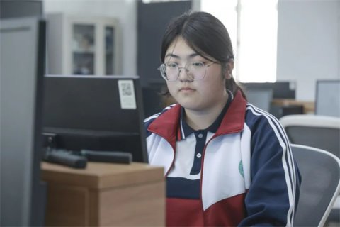 以勤为舟 驶向成功彼岸——乐亭职校技能之星黄天又成长纪实​