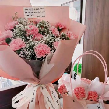 滦州市职教中心机电学子花式告白母亲节