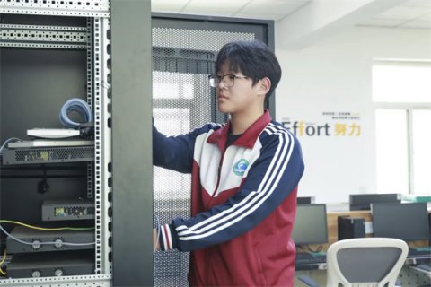 网线交织处 青春绽放时——乐亭职校技能之星王子宁的网络技能逐梦记