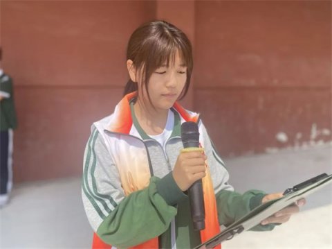 开平职校“赓续五种精神，展现青年担当”主题升旗仪式