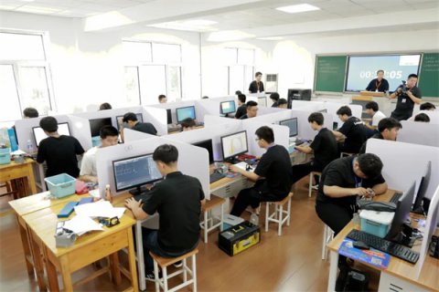 两项市级职业院校技能大赛在乐亭职校顺利开赛​