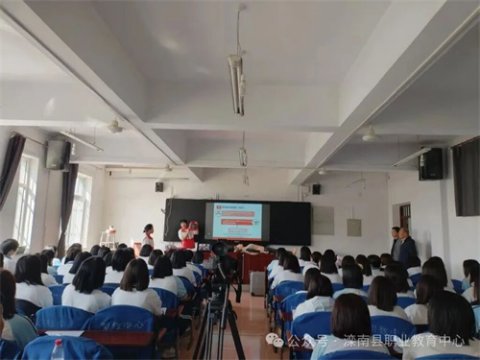 滦南县职业教育中心开展心肺复苏培训活动