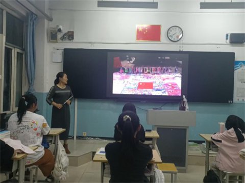 弘扬抗战精神 共筑国防长城——丰润职教中心开展国防教育日观影活动