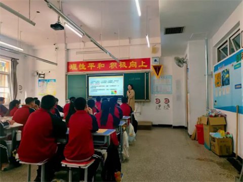 以赛促教  共研成长——遵化市实验中学优质课评比活动