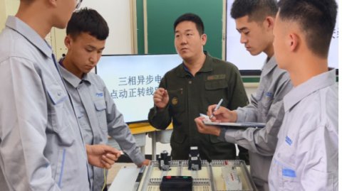 匠心育英才 实干铸新篇丨唐山市第五届职业教育名师——遵化职校袁伟