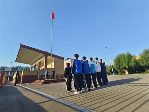 玉田职教中心：多彩活动温暖玉田职教中心新疆学子国庆、中秋假期